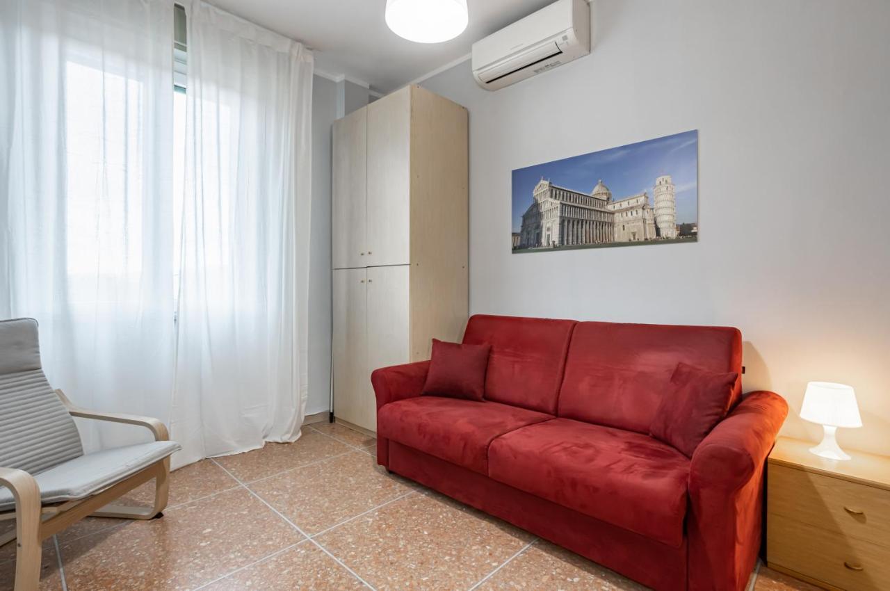 Yellowsunny Apartment With Two Balconies Πίζα Εξωτερικό φωτογραφία