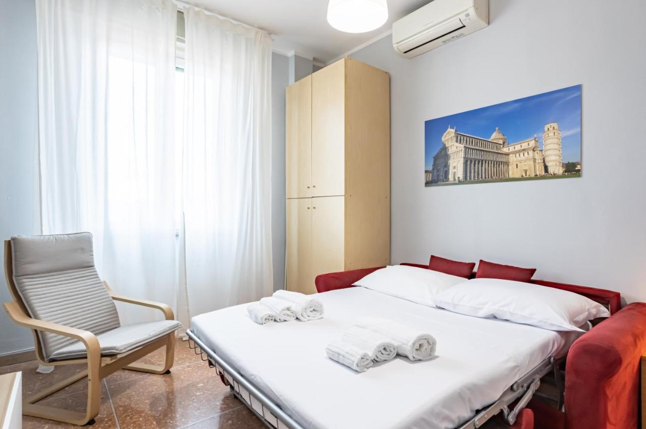 Yellowsunny Apartment With Two Balconies Πίζα Εξωτερικό φωτογραφία