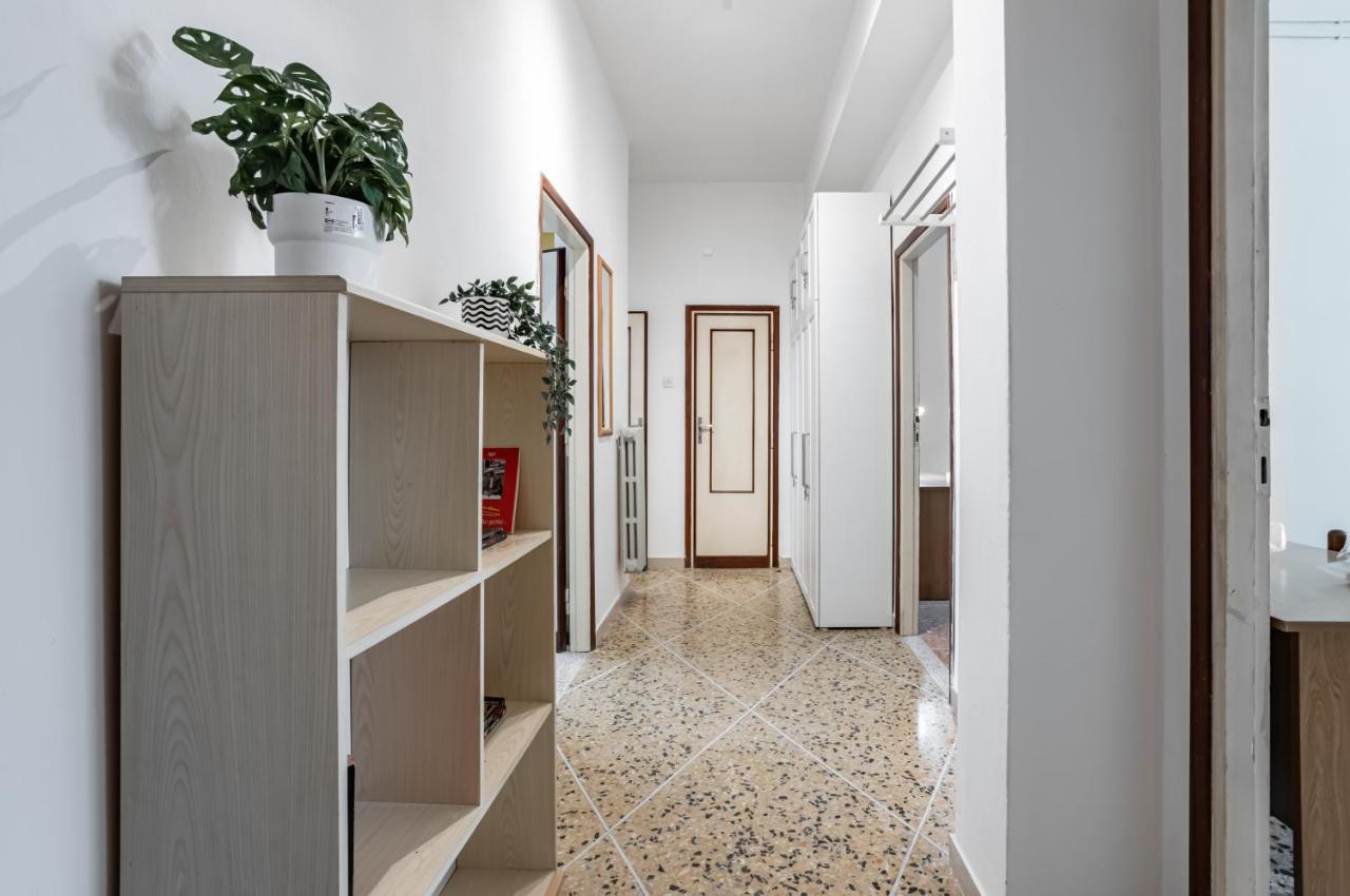 Yellowsunny Apartment With Two Balconies Πίζα Εξωτερικό φωτογραφία